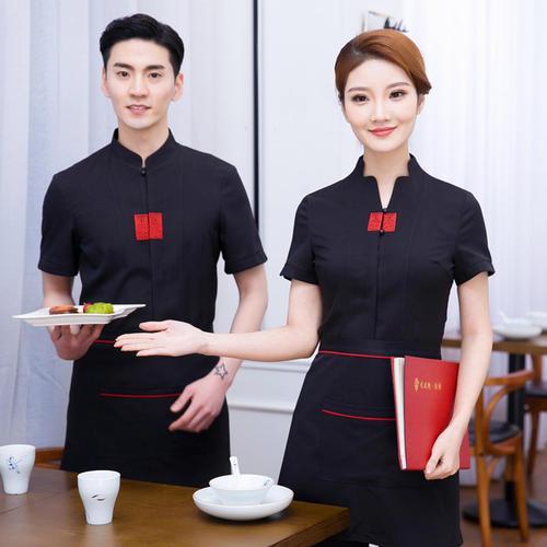 餐飲服務員月薪2800，為何年輕人仍蜂擁而至？——老板揭秘背后的生存智慧